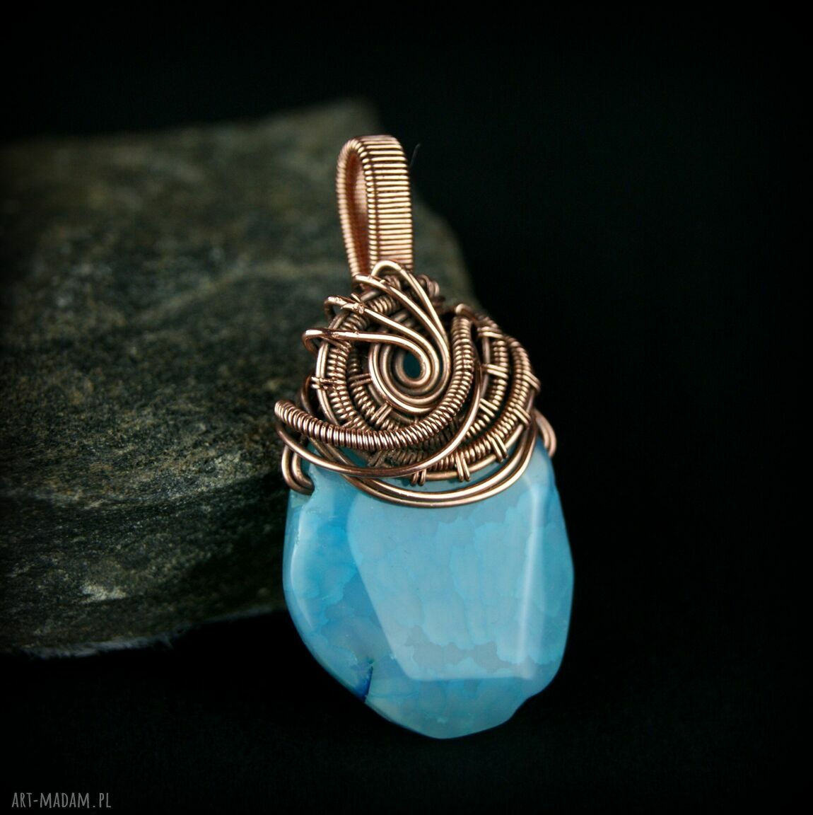 Wisiorek wire wrapping z agatem - miedziana, oksydowana oprawa