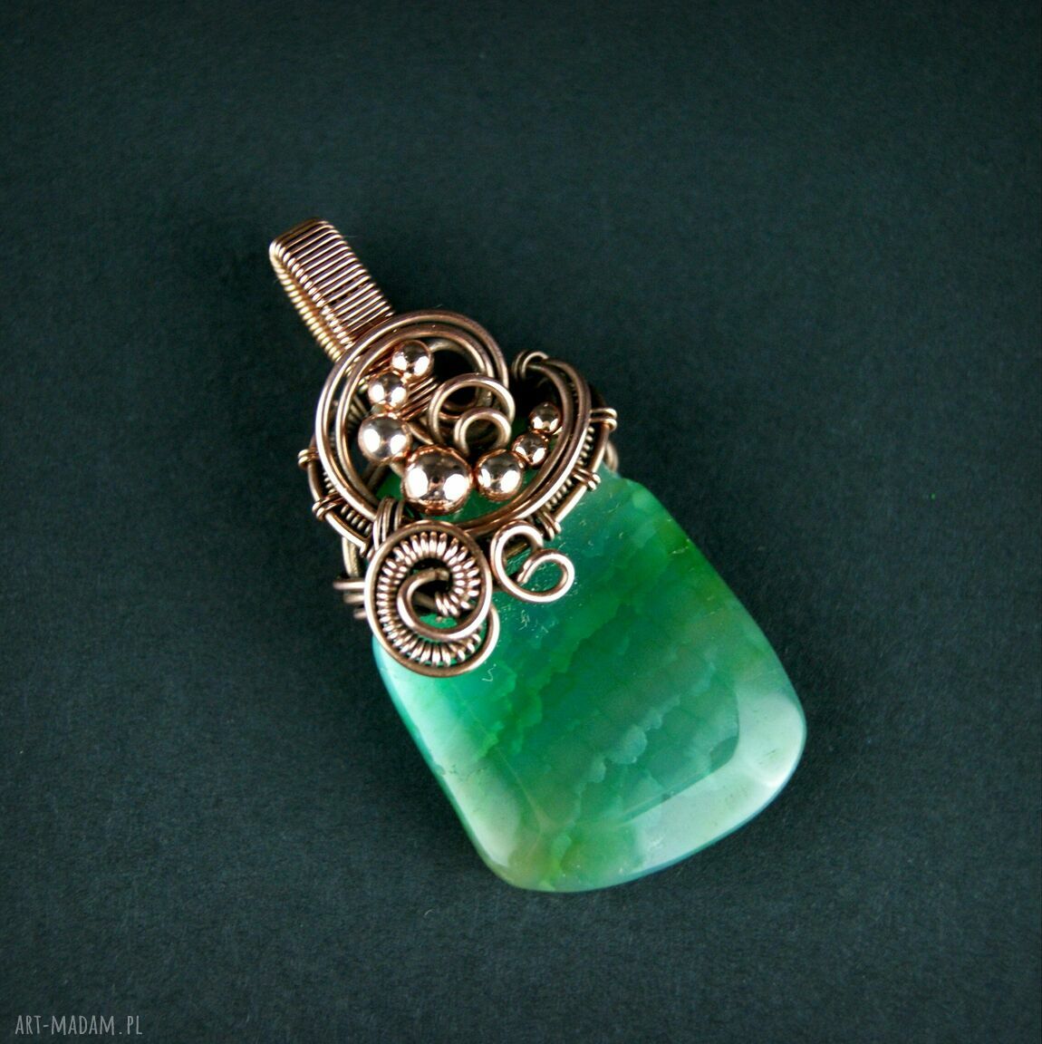 Wisiorek wire wrapping z zielonym agatem - miedziany, ręcznie robiony