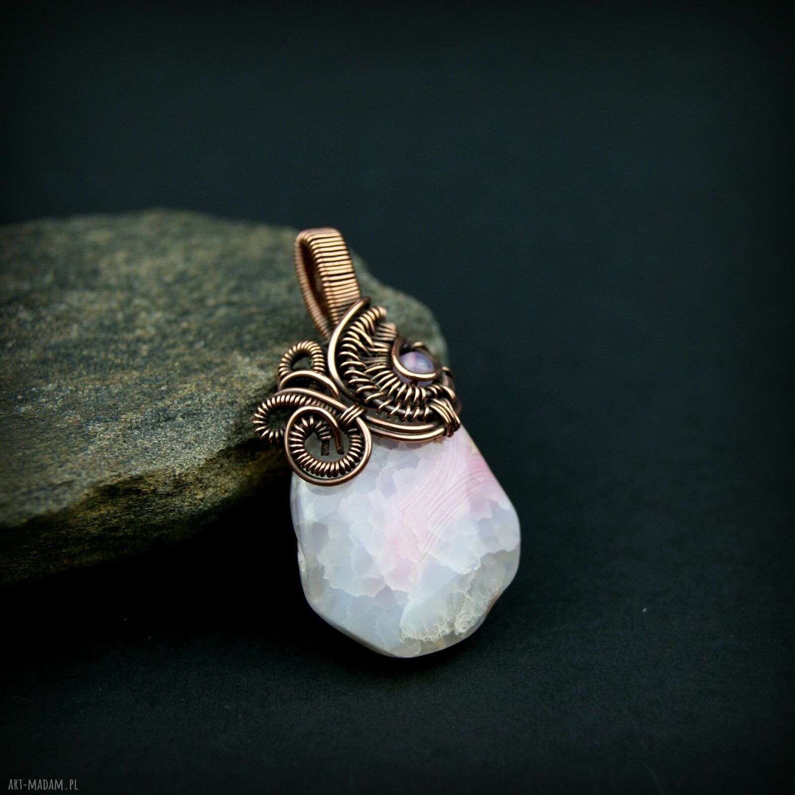 Miedziany wisiorek wire wrapping z agatem - prezent dla niej