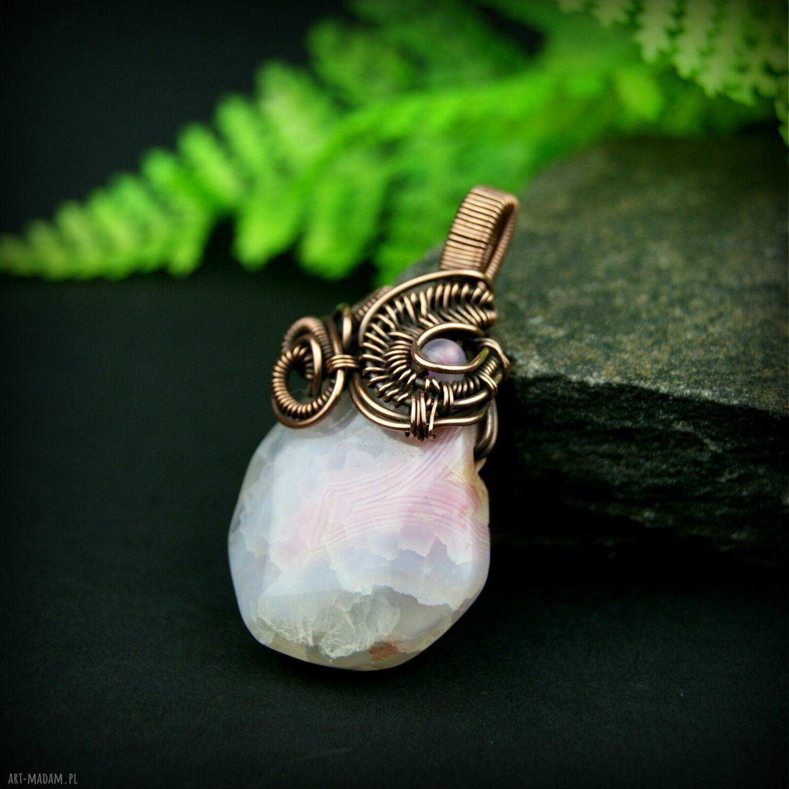 Miedziany wisiorek wire wrapping z agatem - prezent dla niej