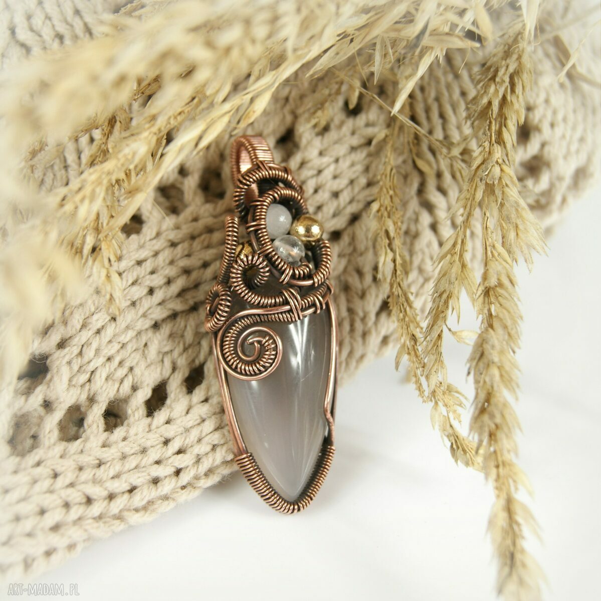 Wisiorek z agatem i różowym kwarcem - ręcznie robiony wire wrapping