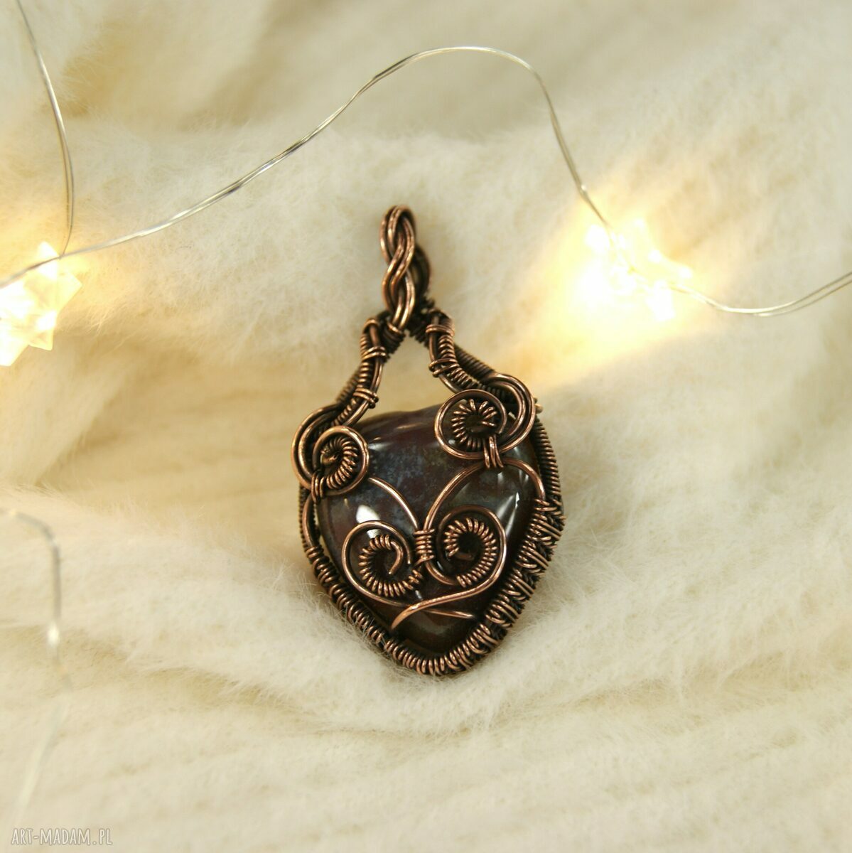 Wisiorek z agatem dla niej - miedziany talizman wire wrapping