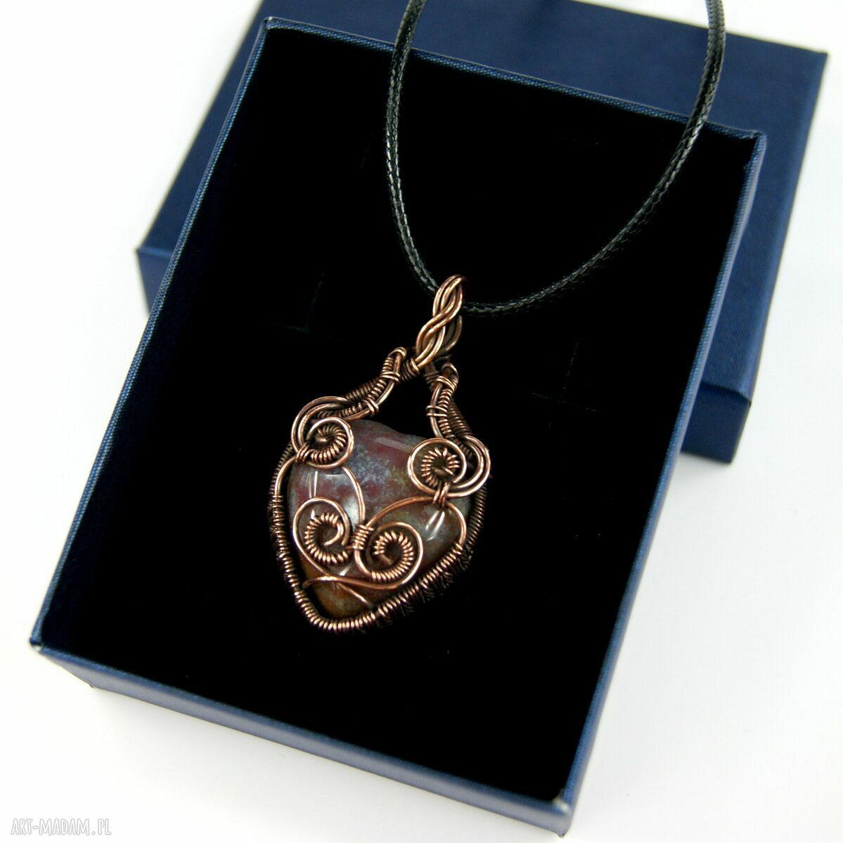 Wisiorek z agatem dla niej - miedziany talizman wire wrapping