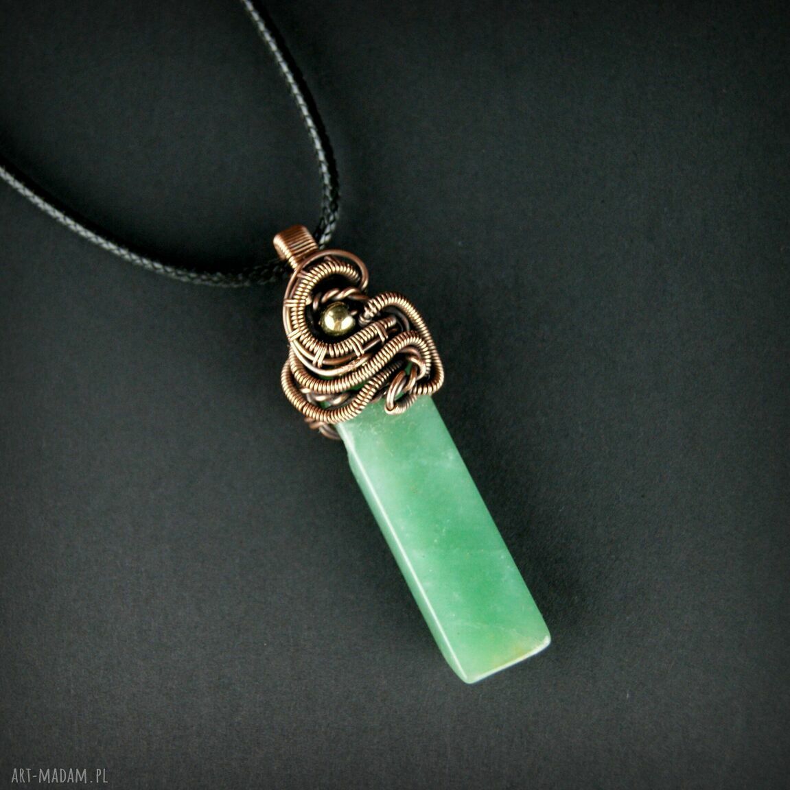 Wisiorek z awenturynem - talizman na prezent w technice wire wrapping