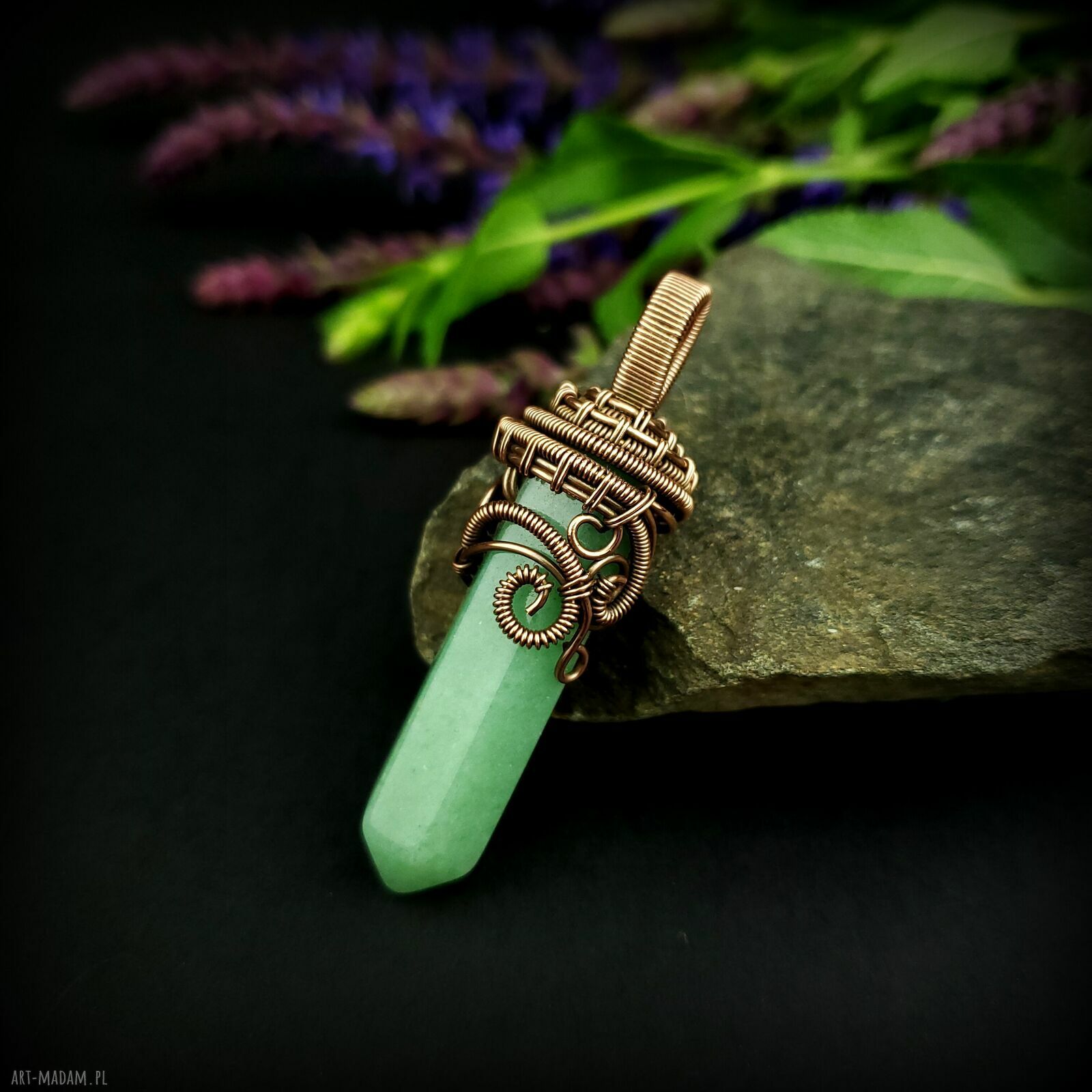 Wisiorek z awenturynem wire wrapping - miedziana oprawa