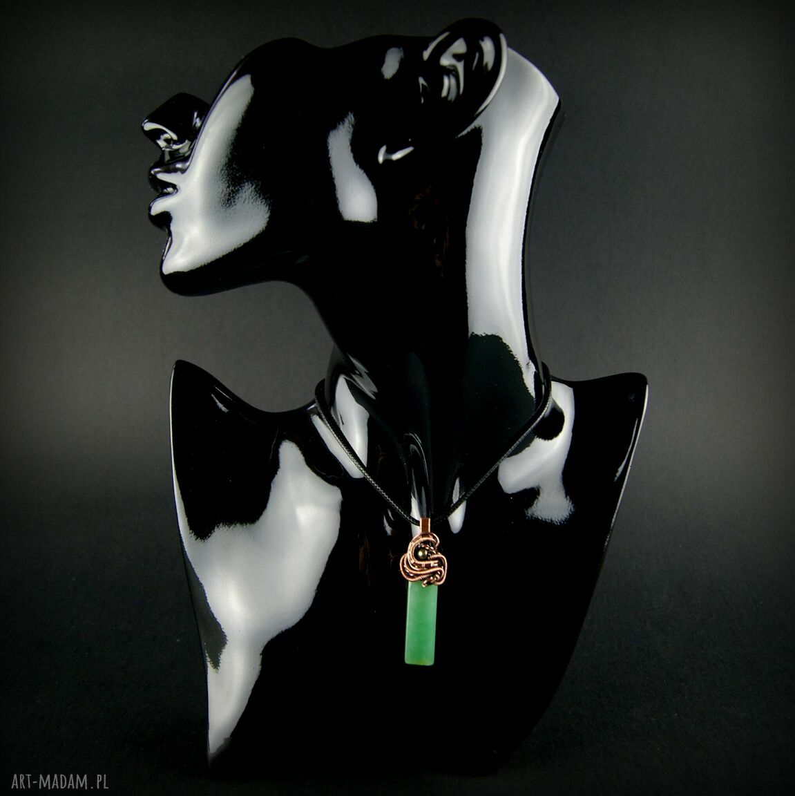 Wisiorek z awenturynem - talizman na prezent w technice wire wrapping