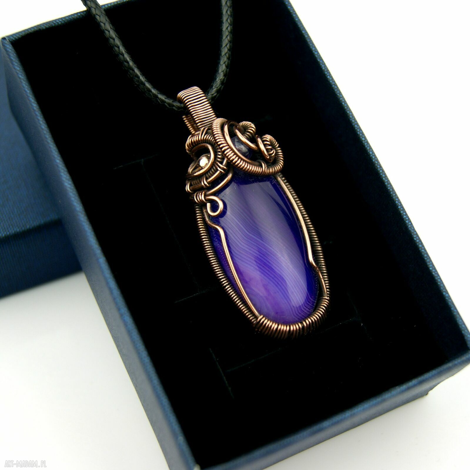 Wisiorek z fioletowym agatem wire wrapping