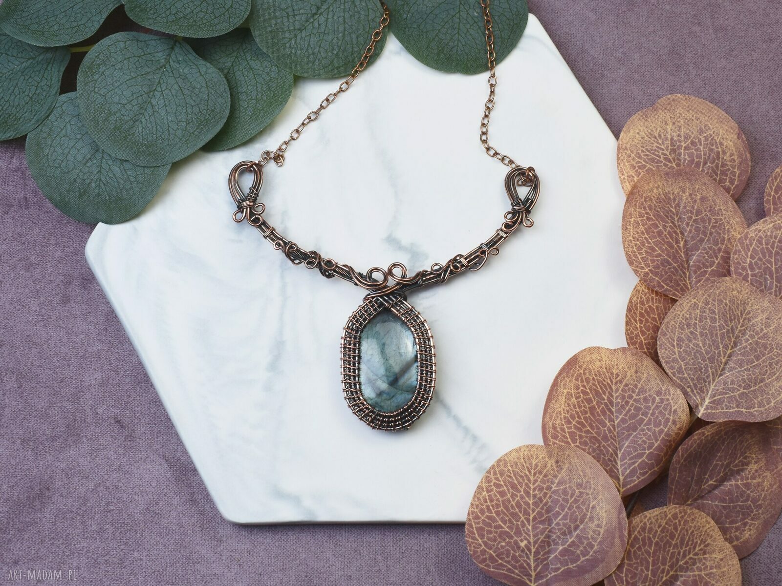 Miedziany naszyjnik wire wrapping z labradorytem boho ręcznie robiony