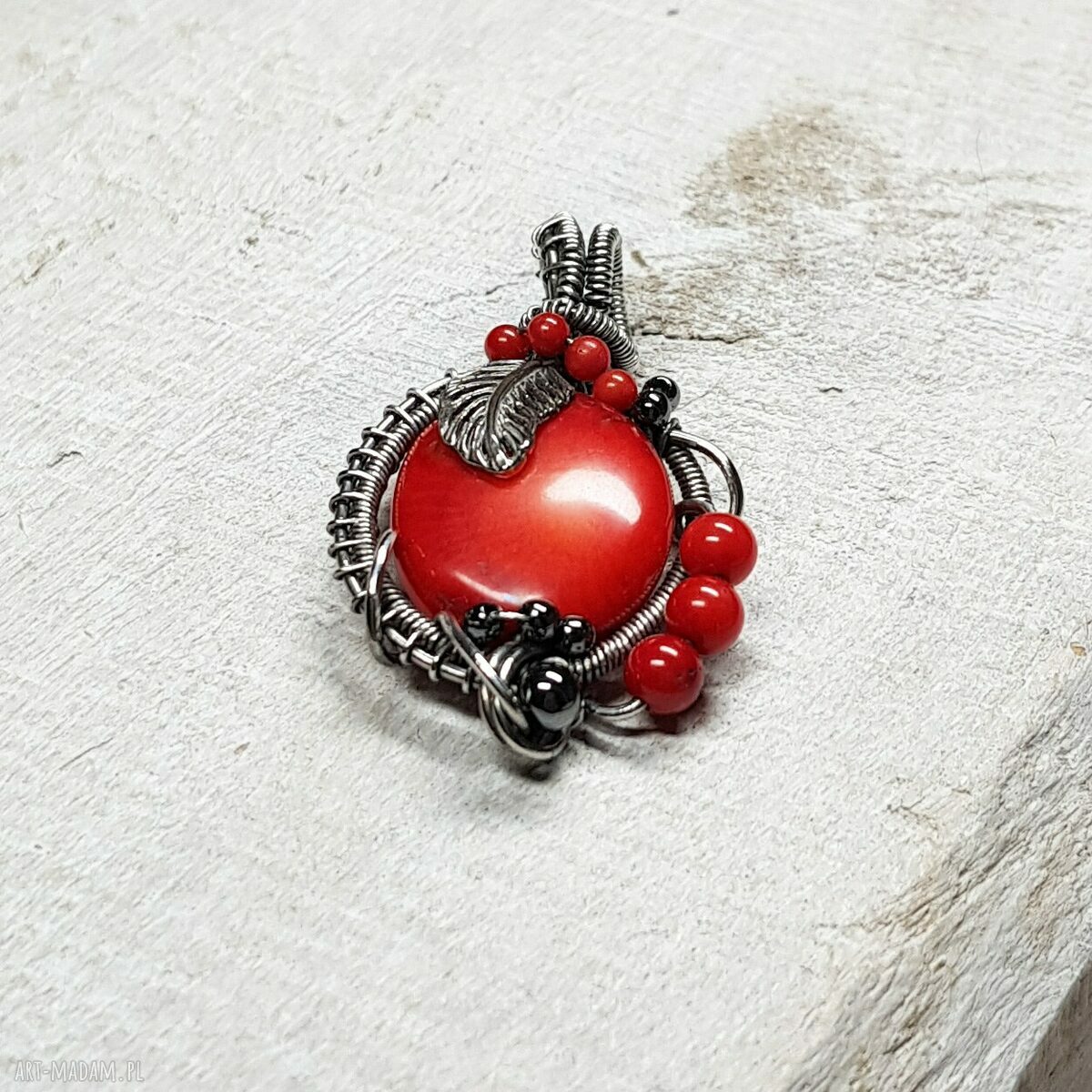 Wisiorek z naturalnym koralem „kwiat morza” s205 - wire wrapping i srebro 999