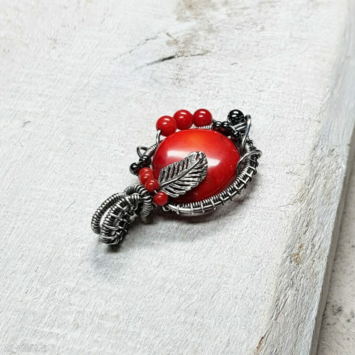 Wisiorek z naturalnym koralem „kwiat morza” s205 - wire wrapping i srebro 999