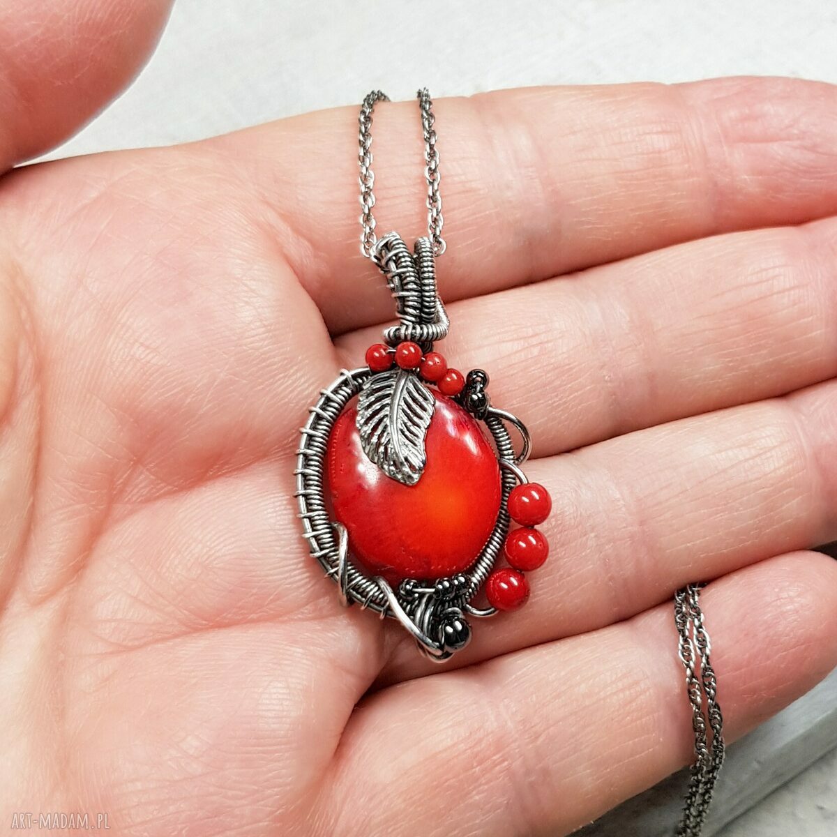 Wisiorek z naturalnym koralem „kwiat morza” s205 - wire wrapping i srebro 999