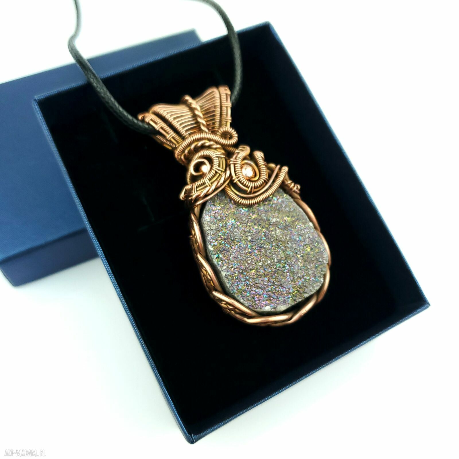 Wisiorek z kwarcem tytanowym - Blue Pearl Art