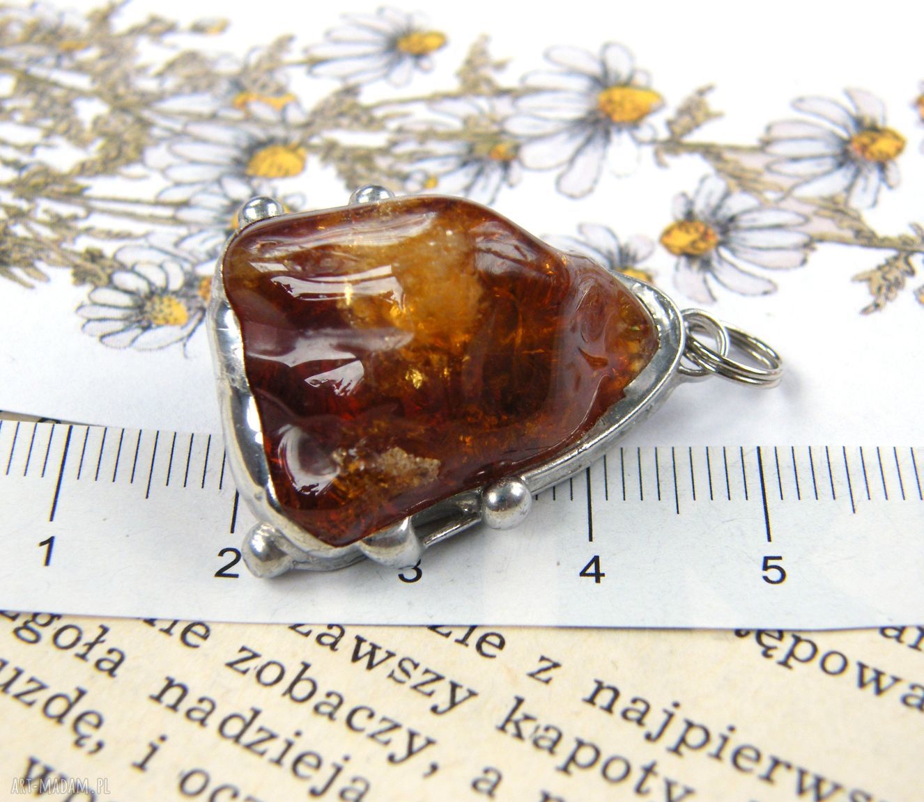 Wisiorek z miodowym cytrynem amulet z kamieniem naturalnym w oprawie Tiffaniego
