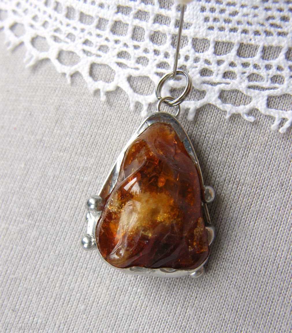 Wisiorek z miodowym cytrynem amulet z kamieniem naturalnym w oprawie Tiffaniego