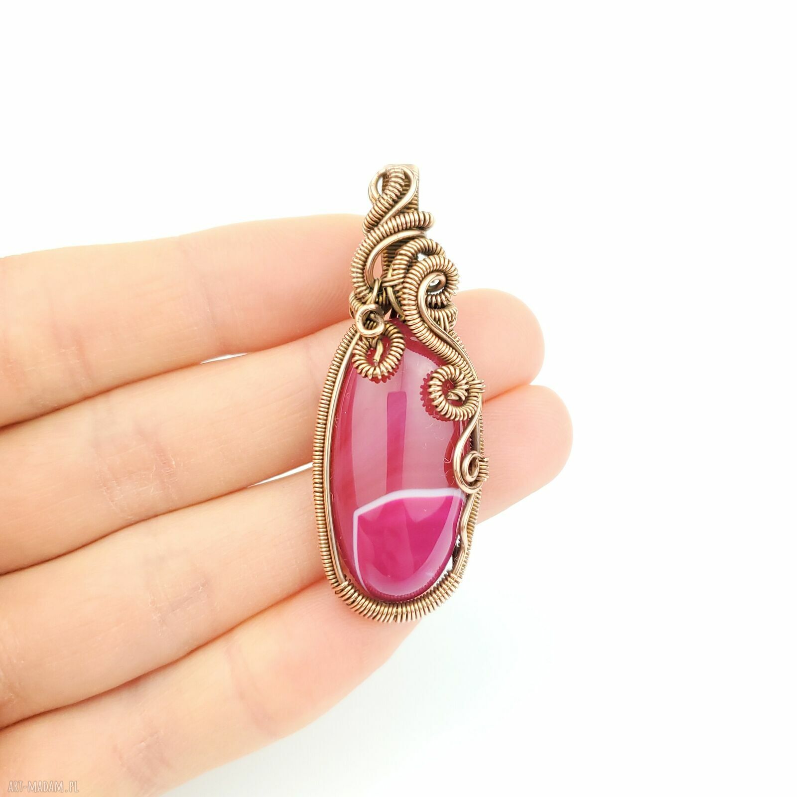 Wisiorek z różowym agatem - ręcznie robiony wire wrapping