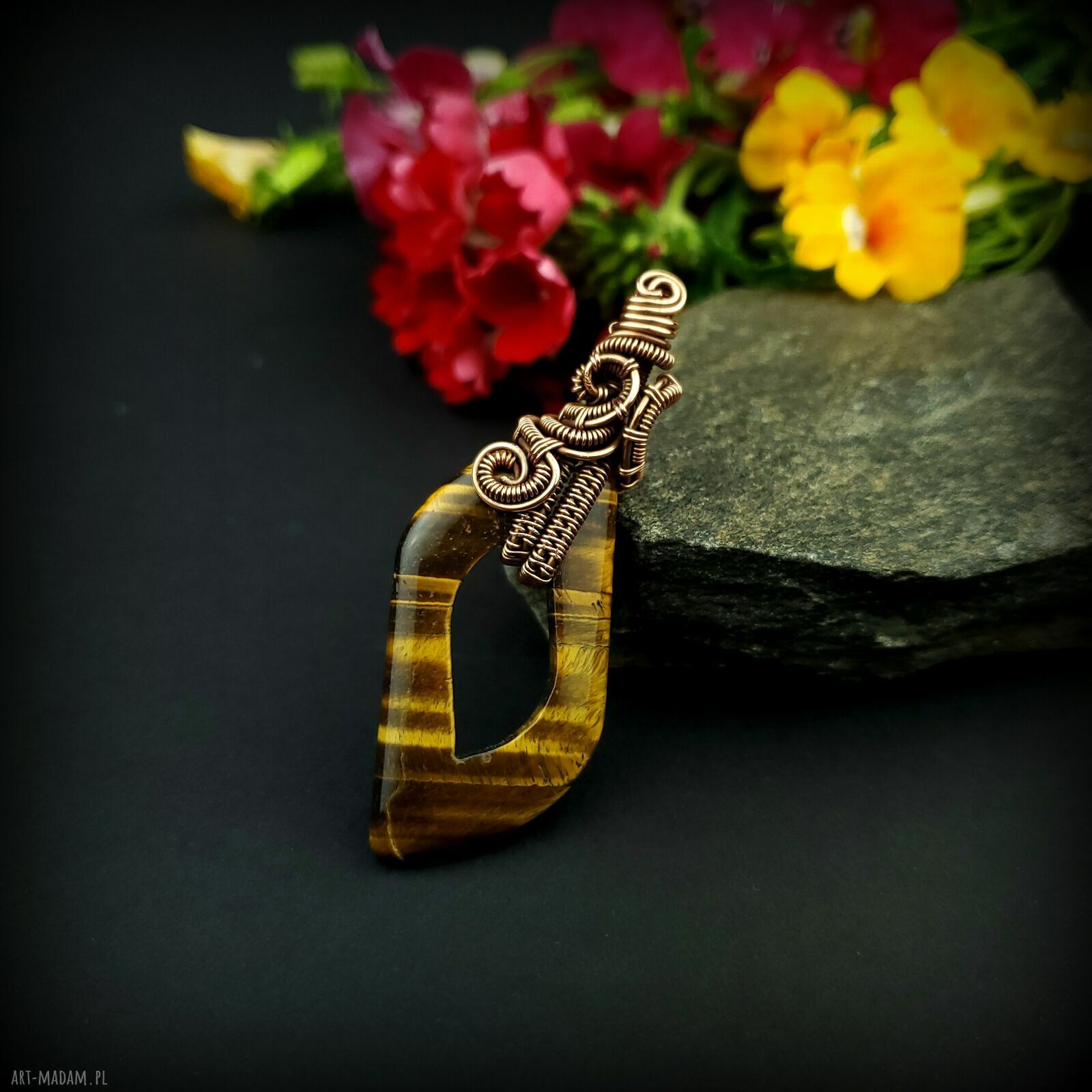 Wisiorek z tygrysim okiem - miedziana oprawa wire wrapping