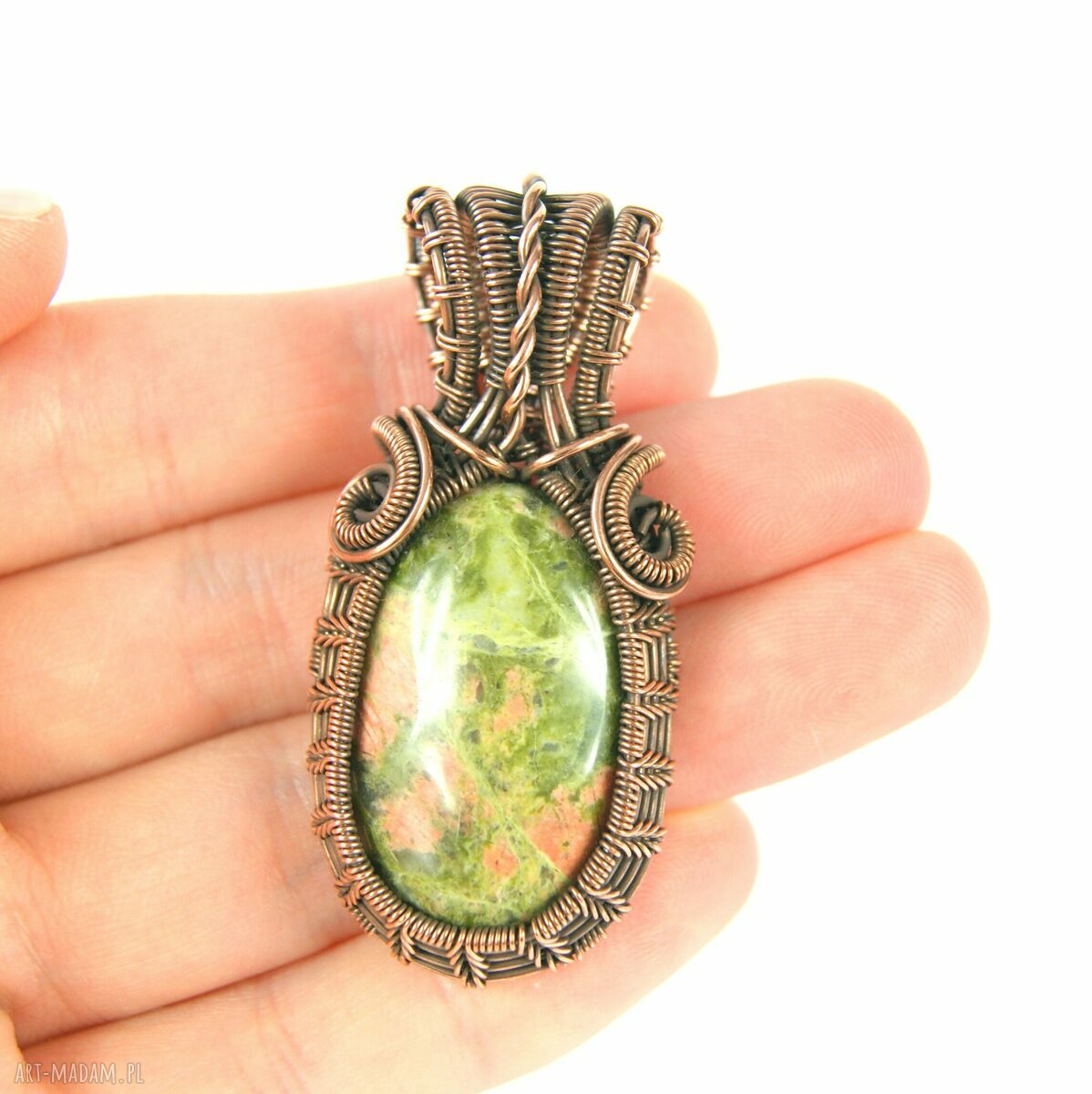 Wisiorek z unakitem w technice wire wrapping - miedziany, handmade