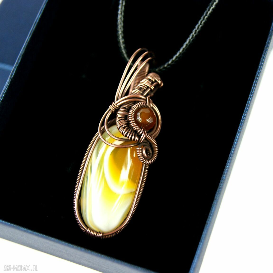 Wisiorek z żółtymi agatami - miedziany wire wrapping