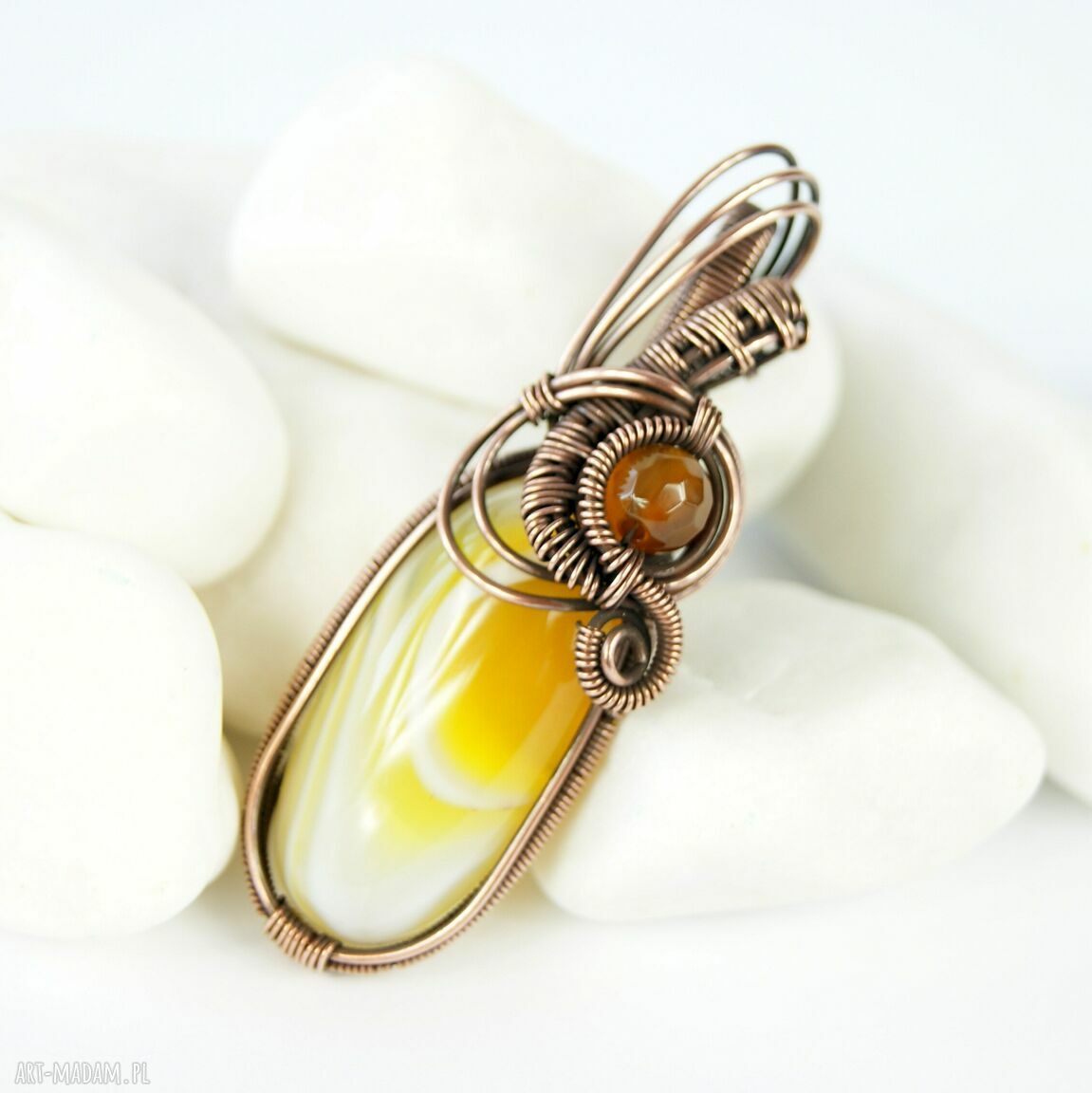 Wisiorek z żółtymi agatami - miedziany wire wrapping