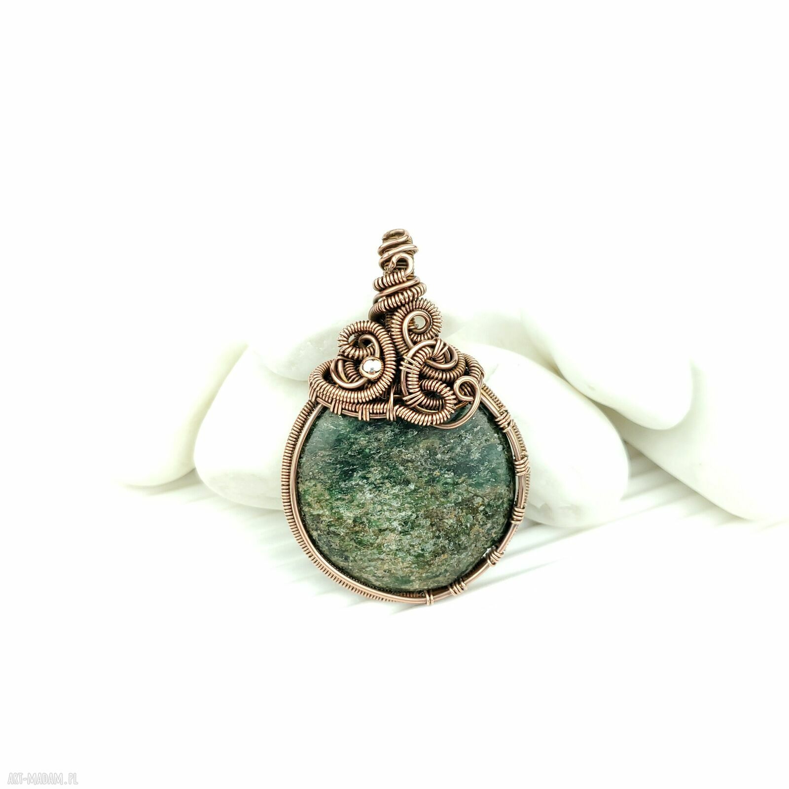 Wisiorek ze szmaragdem - duży wisior wire wrapping z miedzią i hematytem