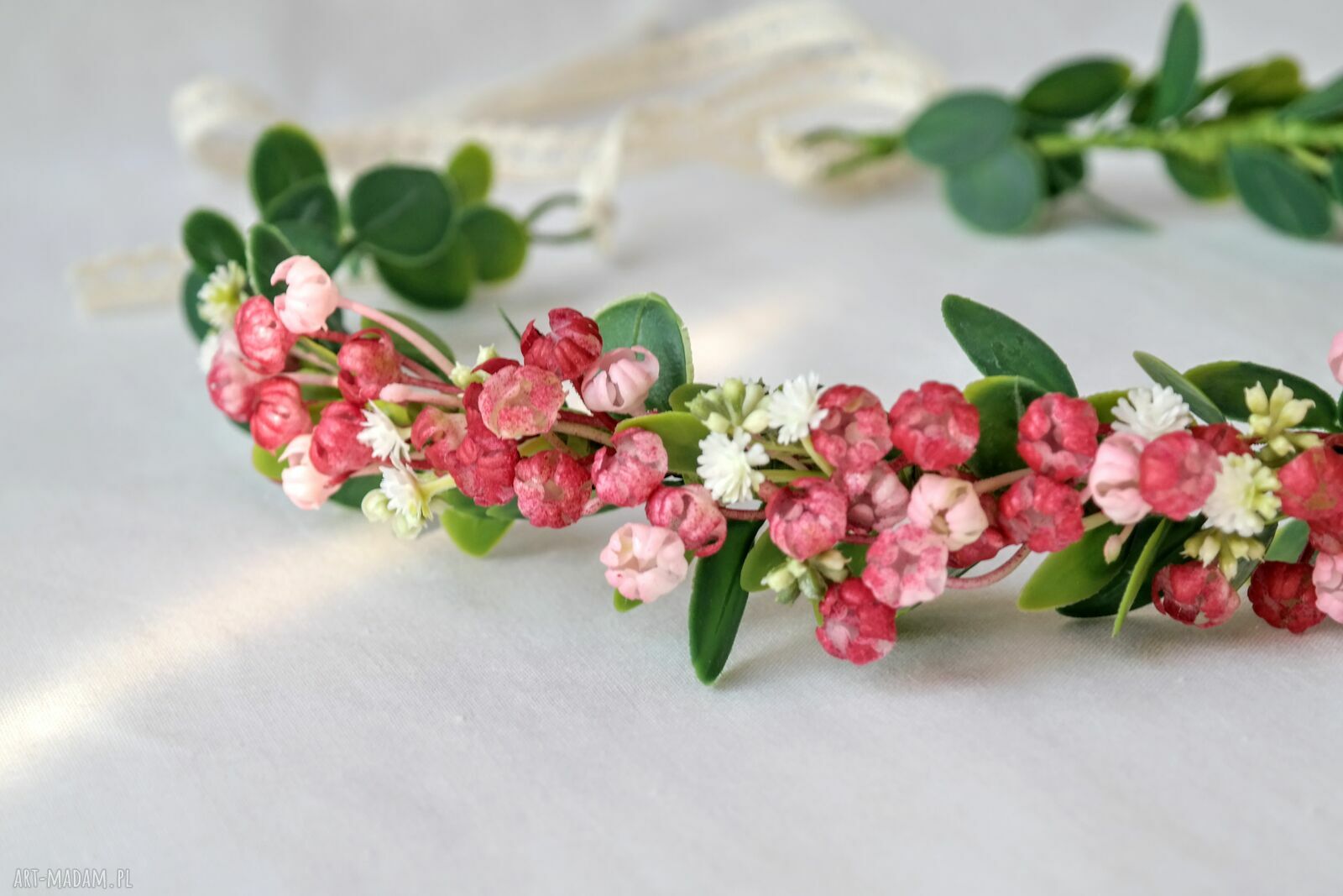 Wianek do włosów z czerwonymi kwiatkami i eukaliptusem - handmade boho