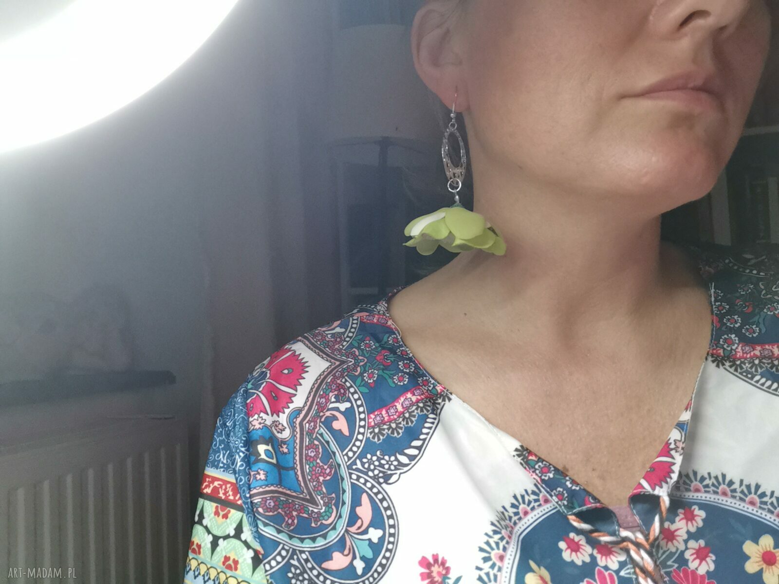 Kolczyki wiszące Ruda Klara - duże kwiaty, lekkie i efektowne