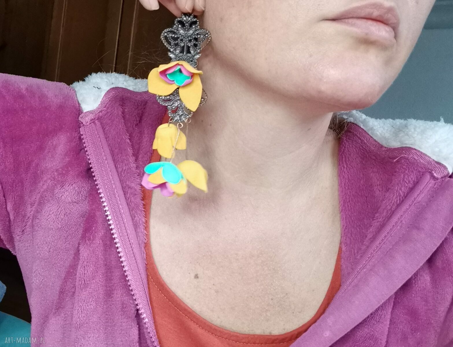 Kolczyki wkrętki Boho Frida - kolorowe kwiaty etno i koronka