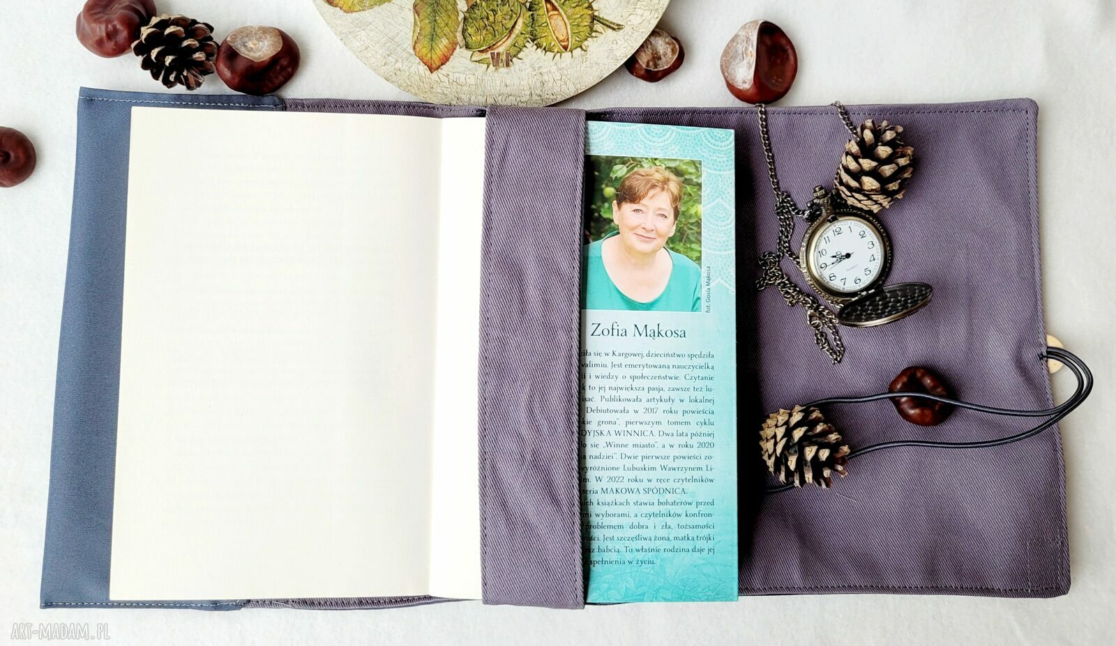 Wodoodporne etui na książkę - kolekcja kobieca (ciemnowłosa)
