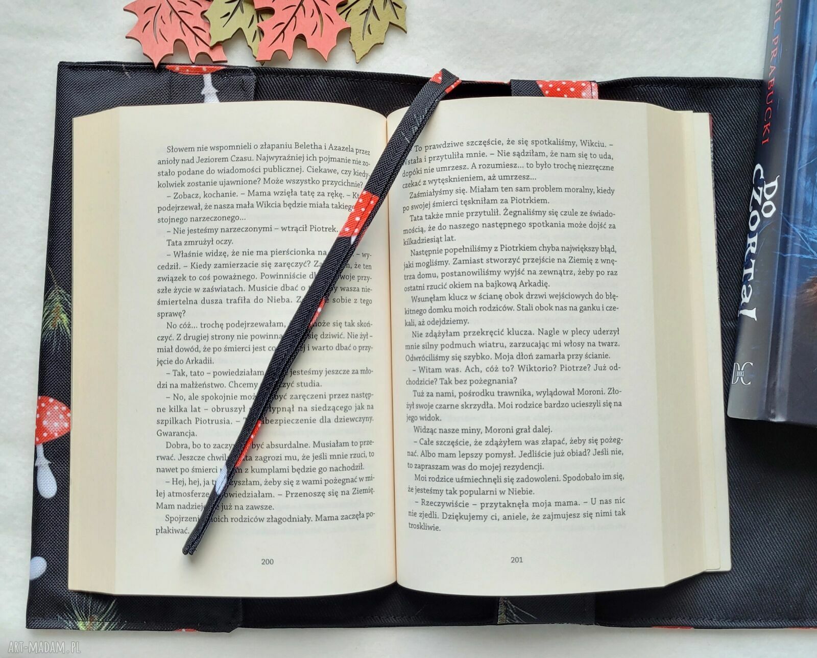 Wodoodporne etui na książkę Muchomorki - otulacz bookcover (uniwersalny)