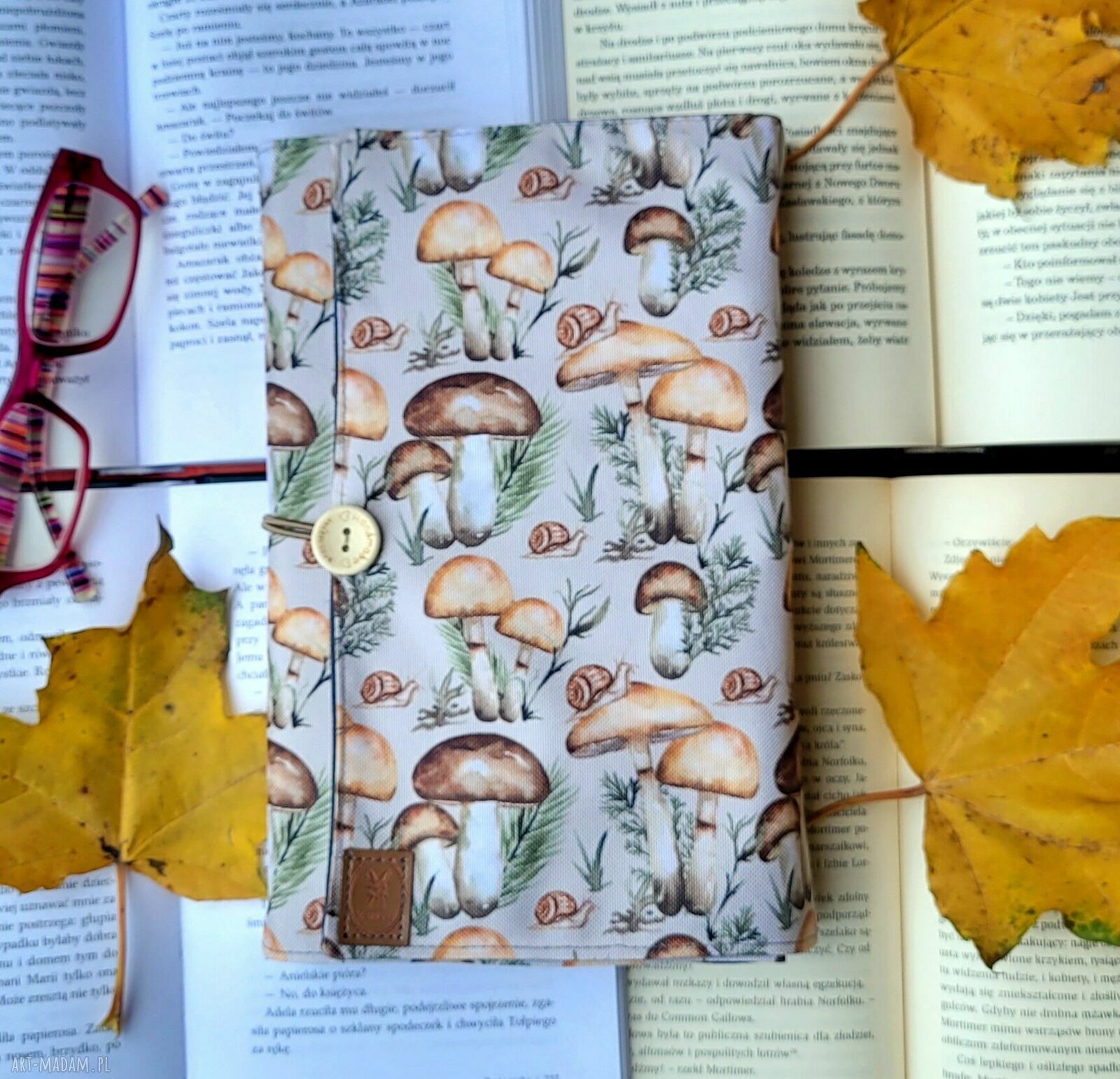 Wodoodporne etui na książkę lub notes z motywem grzybów