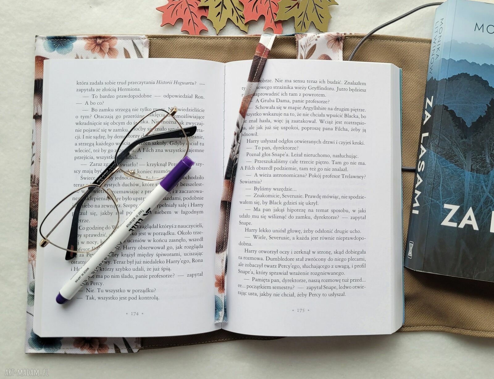 Wodoodporne etui na książkę i notes jesienne grzyby, regulowany rozmiar