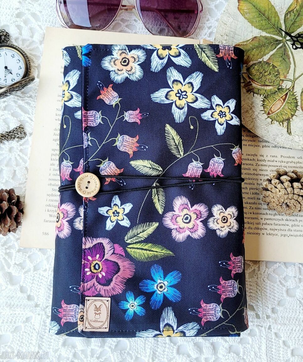Wodoodporne etui na książkę i notes „Kwiaty” - bookcover