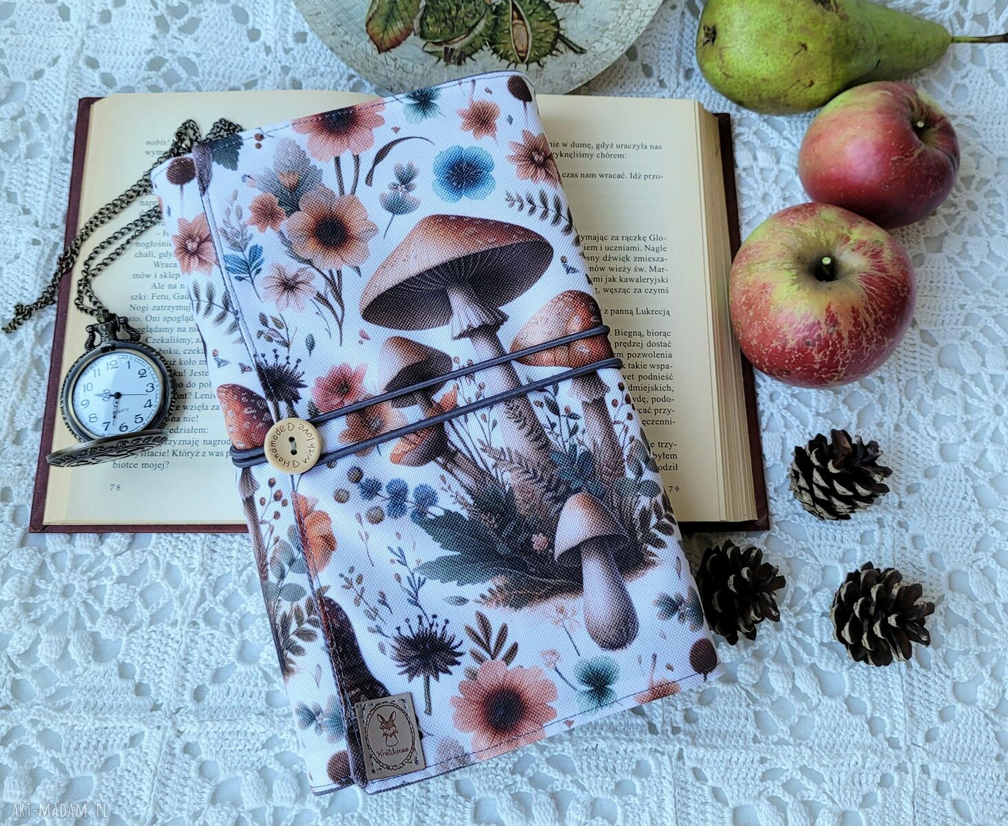 Wodoodporne etui na książkę i notes - jesienne grzyby
