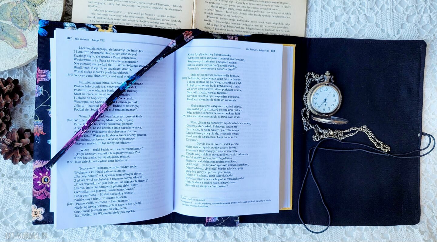 Wodoodporne etui na książkę i notes - Kwiaty