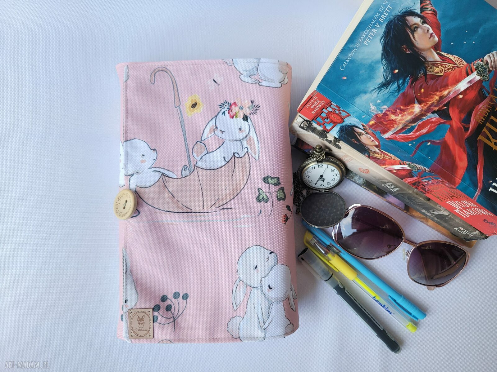 Wodoodporne etui na książkę i notes z zakładką - okładka bookcover