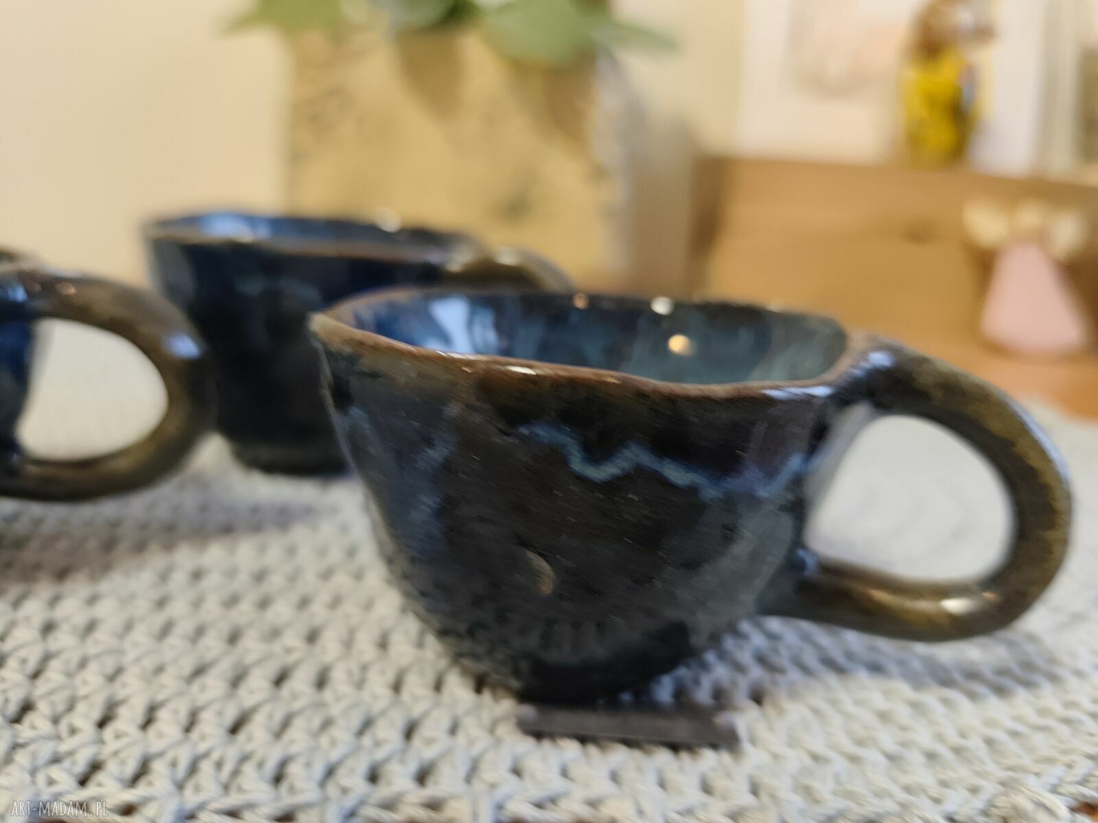 Ręcznie robiony kubek ceramiczny Wolna Chwila dla niej - niebieski, ok. 100 ml