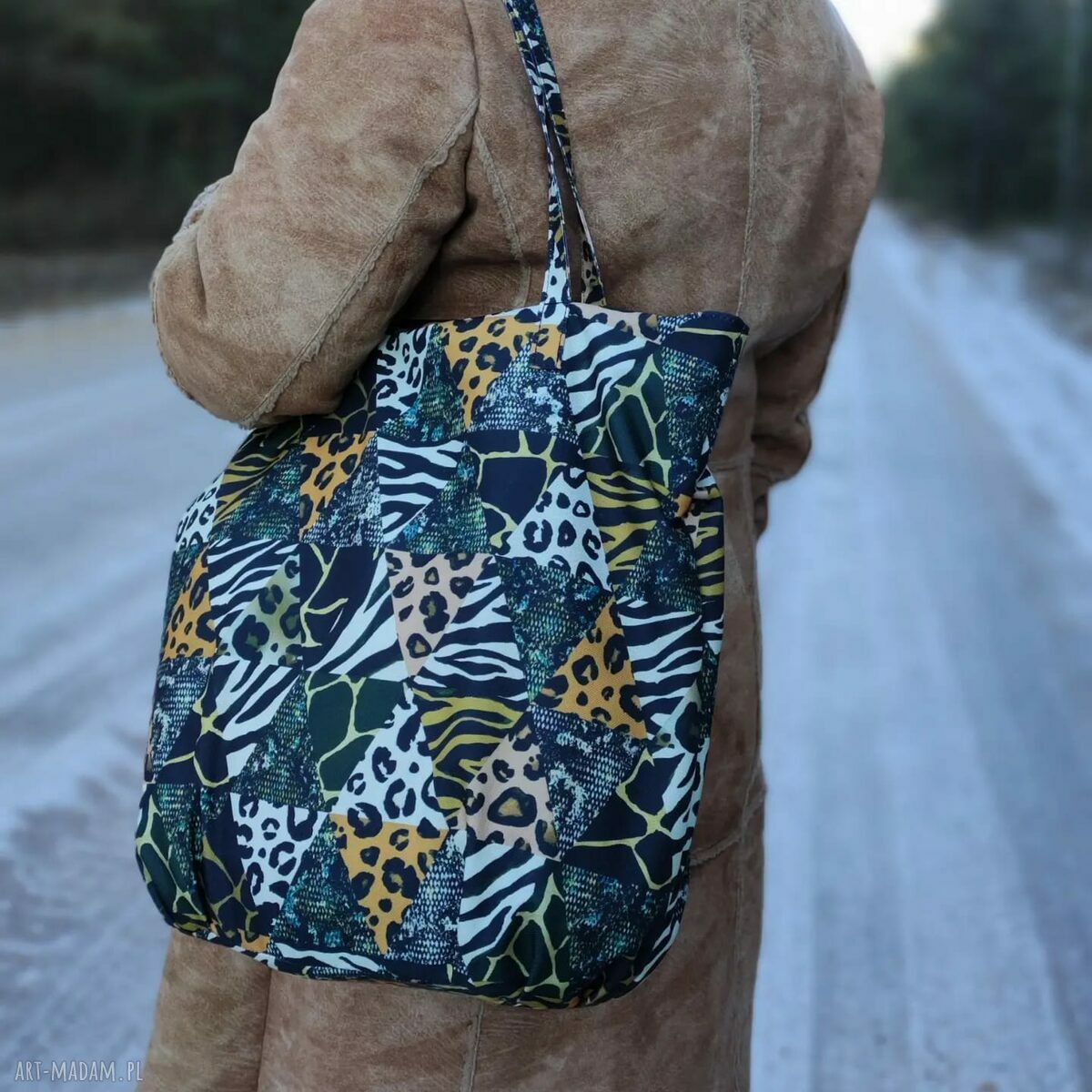 Worek Hobo Frida - pakowna torba na ramię A4