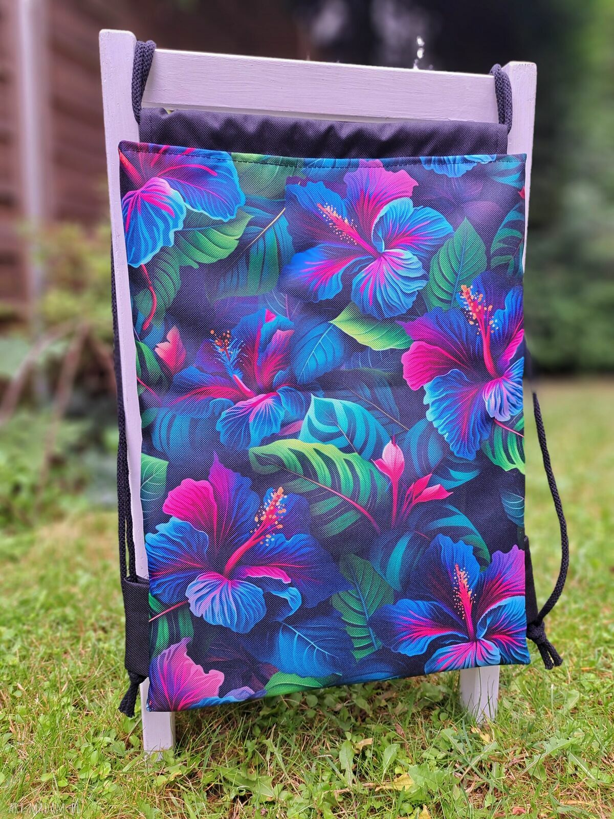Workoplecak Hibiskusy - wodoodporny, ręcznie szyty plecak damski