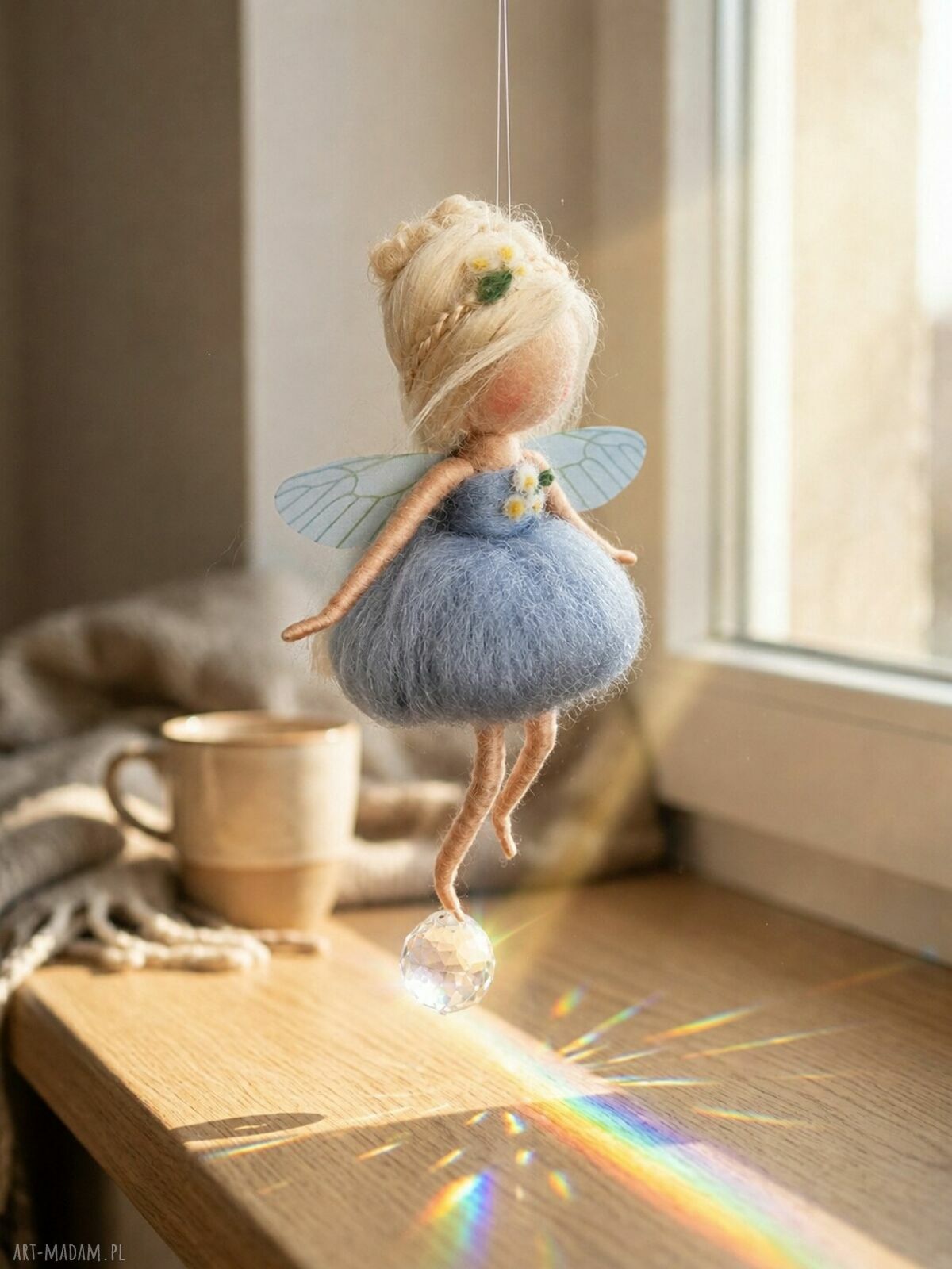 Wróżka Daisy z magicznym kryształem - dekoracja handmade