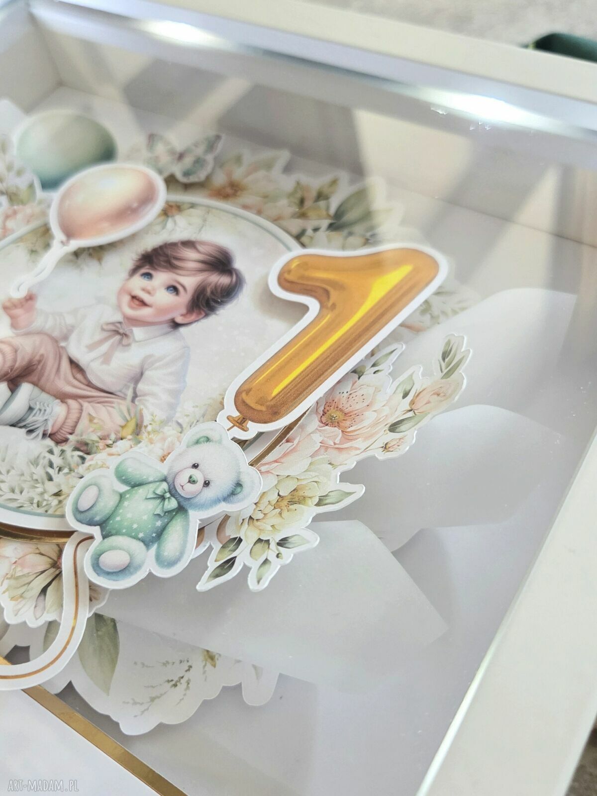 Wyjątkowa ramka 3D na roczek i chrzest - personalizowany prezent z miejscem na banknoty