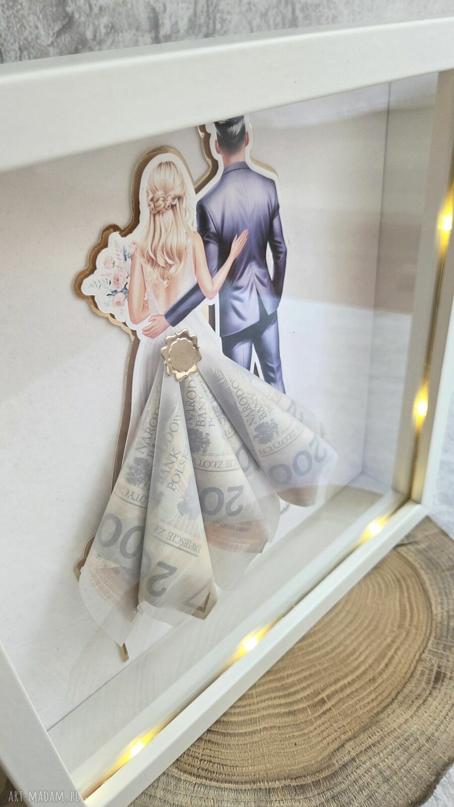 Personalizowana ramka 3D na prezent ślubny z miejscem na banknoty i LED