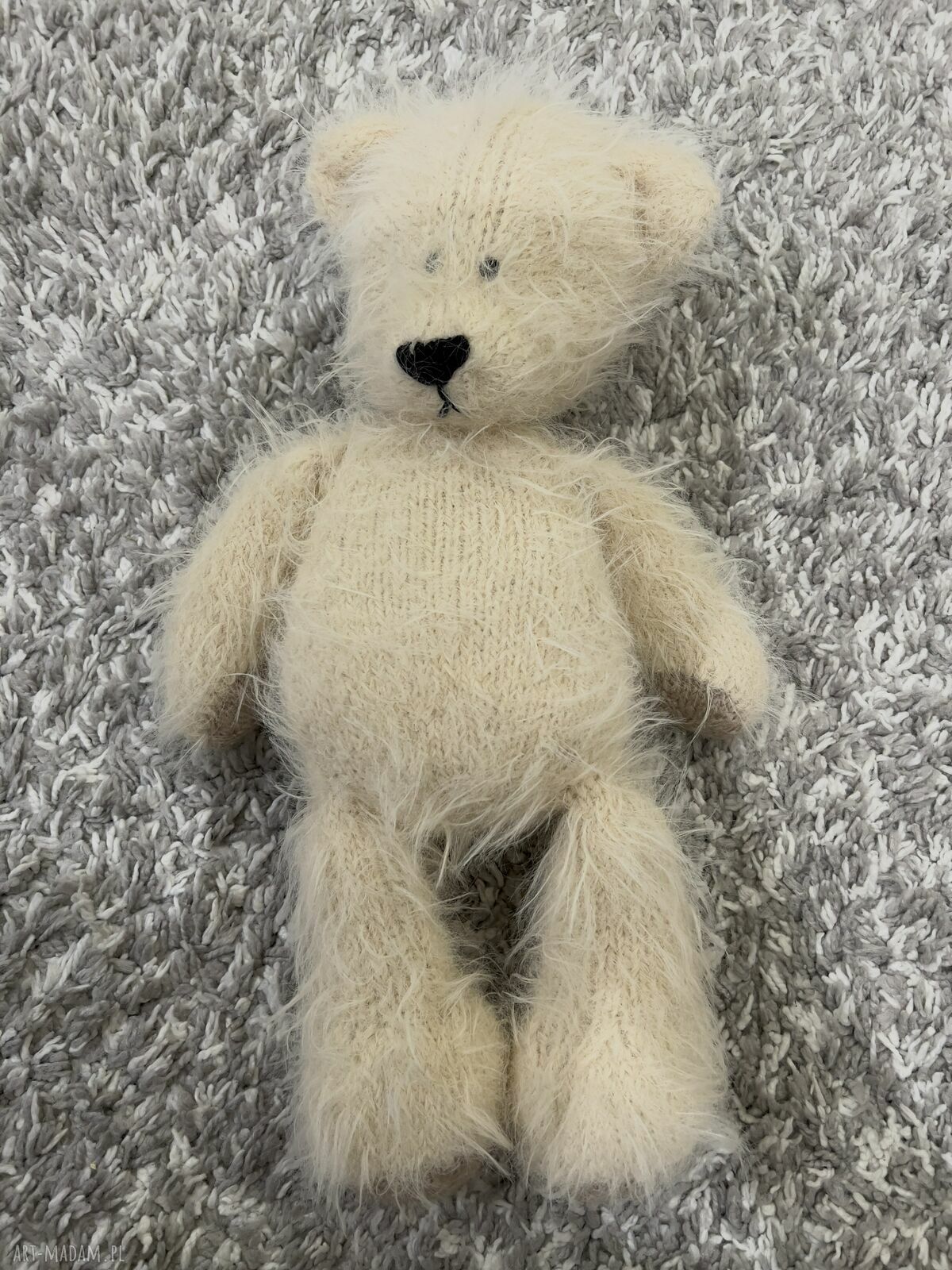 Puszysty miś handmade z wełną merino na prezent