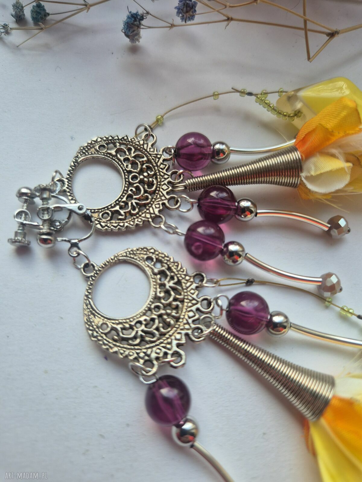 Klipsy handmade w pojedynczym egzemplarzu - duże i lekkie pióra boho etno