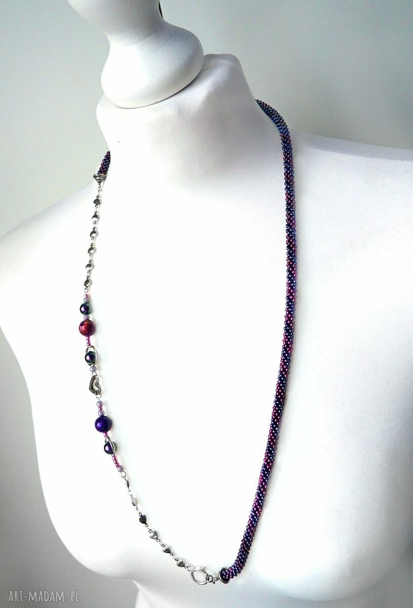 Wytworny długi naszyjnik 90 cm - perły Swarovski, naturalne kamienie i serduszka