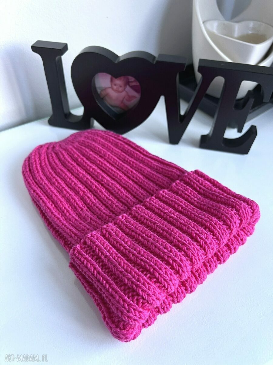 Wywijana czapka merino HELLI 100% Baby Merino 08 Fuksja - prezent dla niej