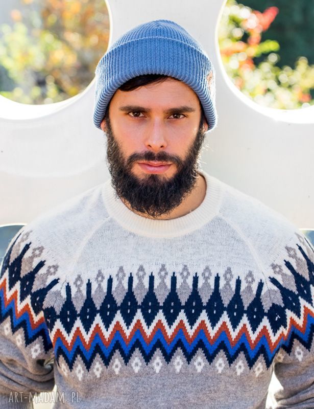 Wywijana dwustronna czapka beanie z logo z ekoskórki - brudny niebieski