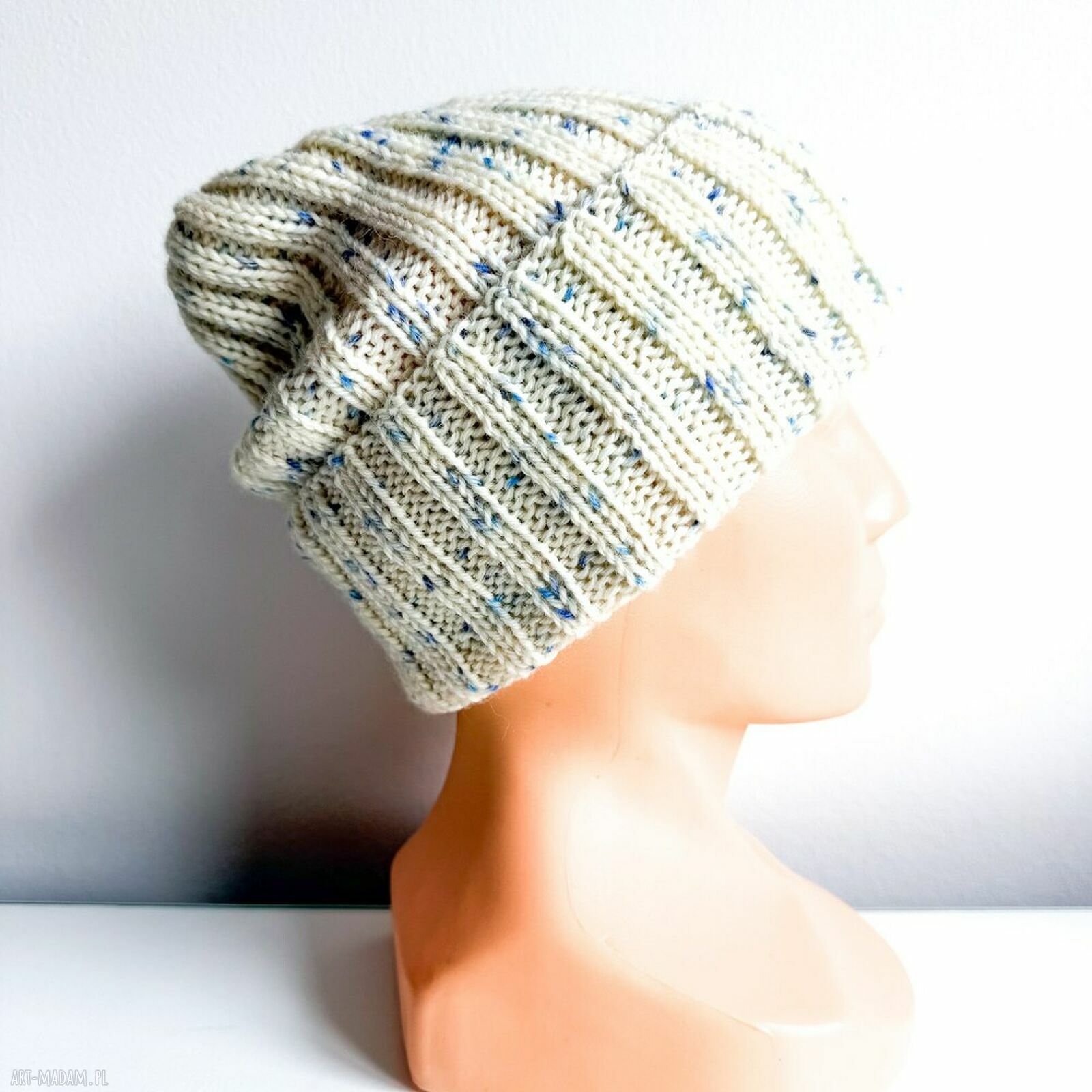 Podgląd projektu czapki handmade na zamówienie