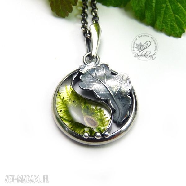 Yin Yang Mini - naszyjnik z dębowym liściem, mchem i oksydowanym srebrem