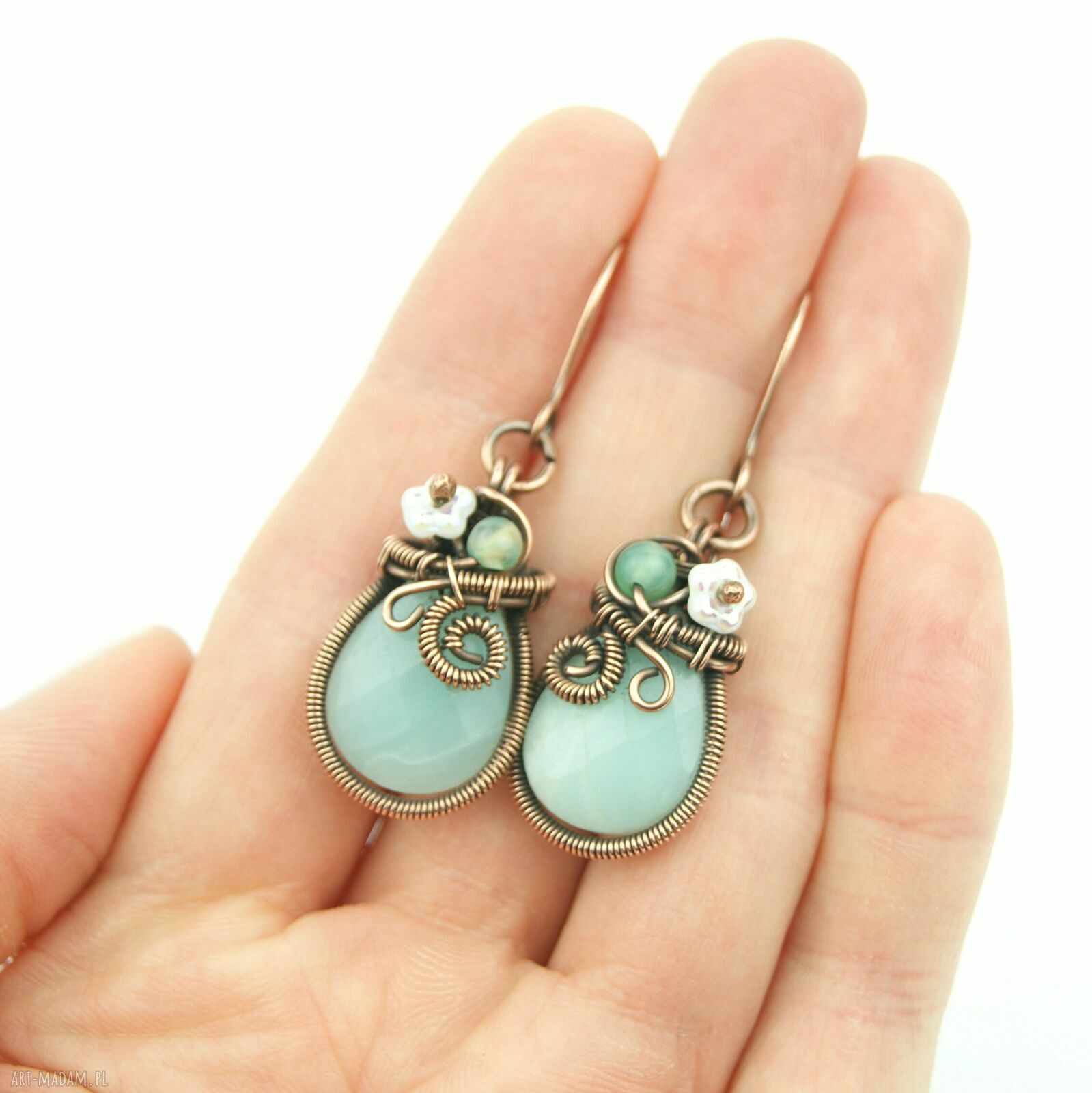 Wiszące kolczyki z amazonitem - rękodzieło wire wrapping na prezent dla niej