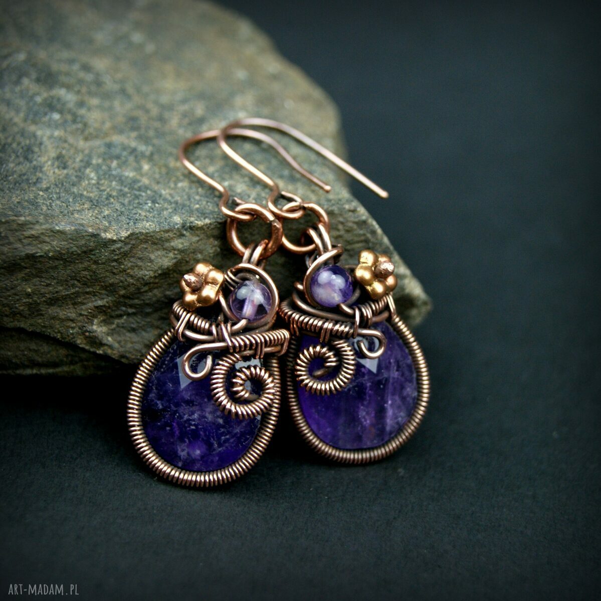 Miedziane kolczyki z ametystem - wiszące wire wrapping